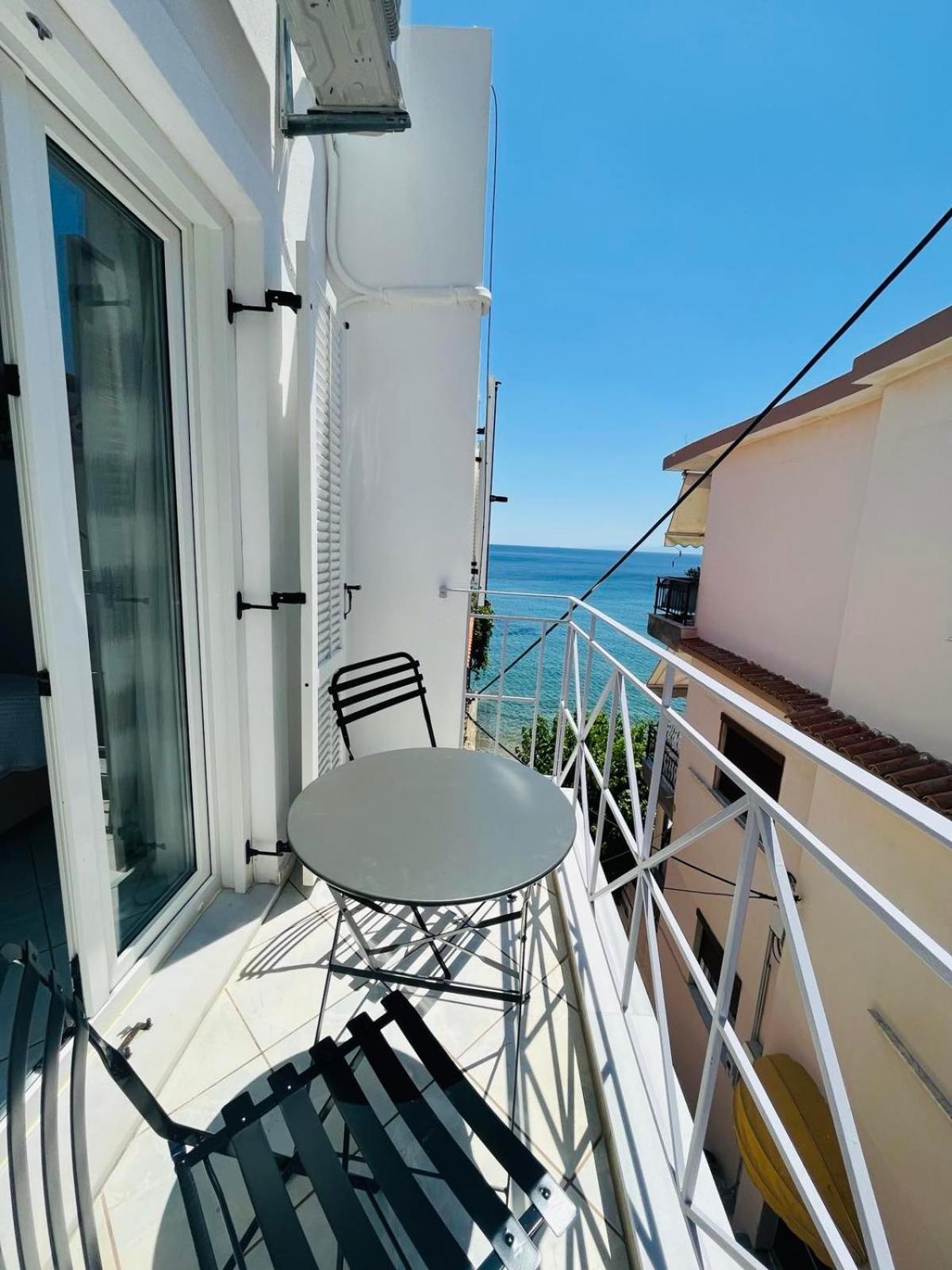 Ammoudeli Apartments Plomari Buitenkant foto